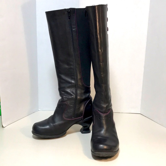 John Fluevog Shoes - John Fluevog / kitschy kitschy boom boom deb boot  / Ladies 8